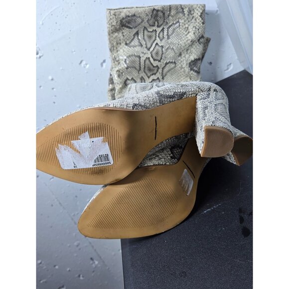 Express Womens Vegan Leather Stovepipe Knee High Boots Heels Size 6 Sexy Date - Picture 4 of 11